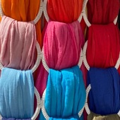 De la couleur dans nos chèches 🌈
Lequel vous préférez ? 
#cheche #couleurs #arcenciel #finistère #bretagne #roscoff #roskogoz #summer #coton #soleil
